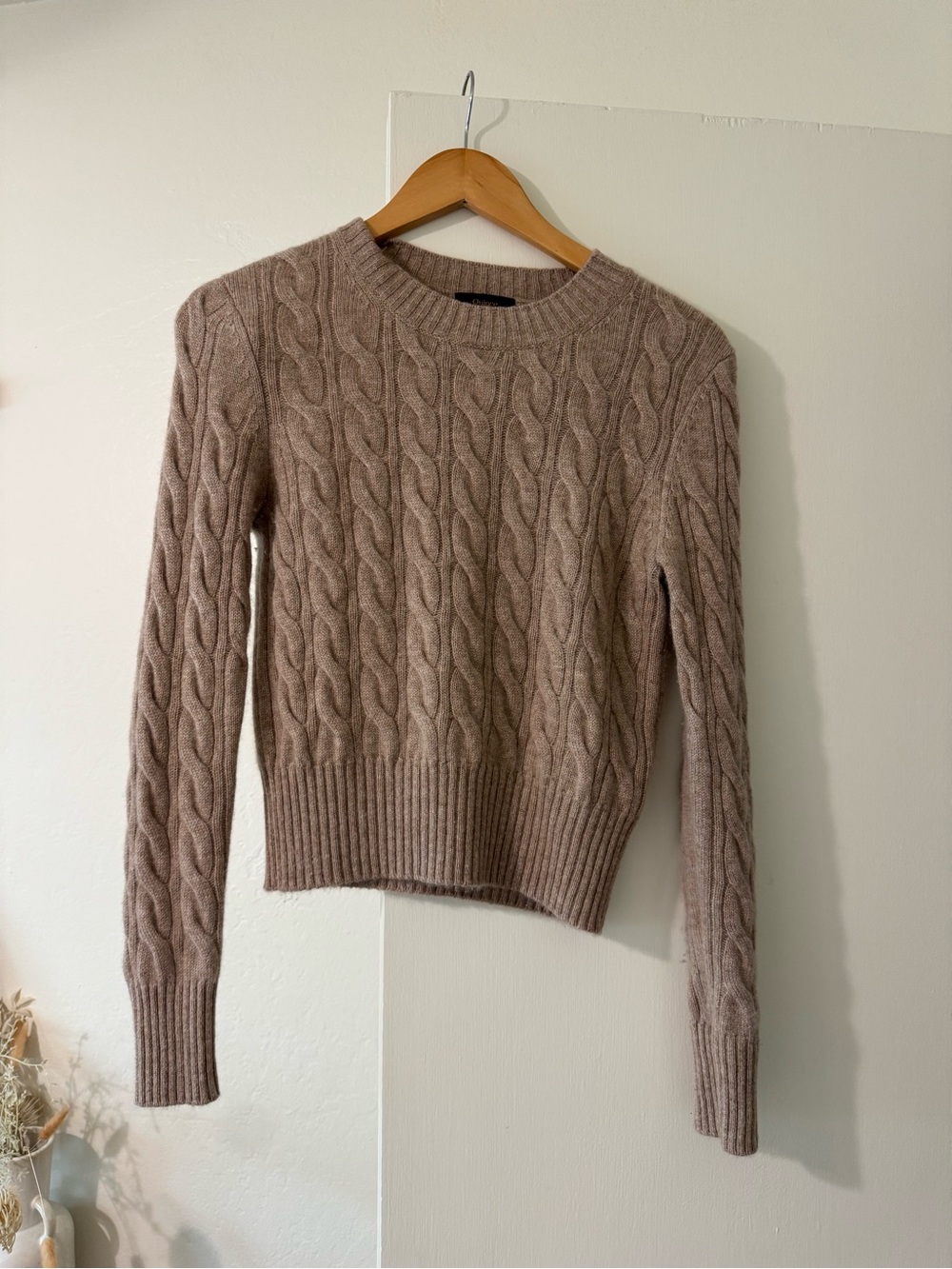 Quince Mongolian Cashmere Shrunken Cable Crewneck Sweater S - Picture 2 of 5